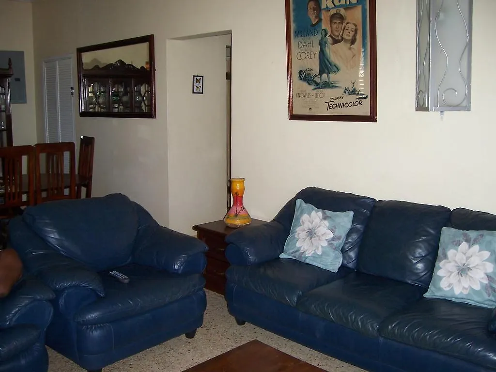 Almond Tree Villa & Apartments Ocho Rios