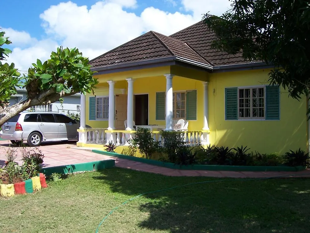 Almond Tree Villa & Apartments Ocho Rios Jamaica